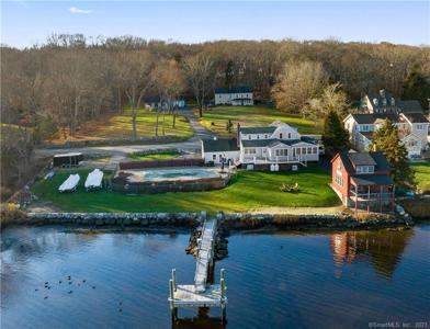 100 Cove Road
