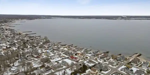 15 Osprey Road
