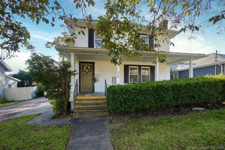 38 Woodmont Road