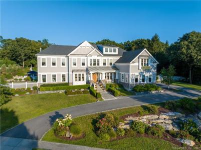 12 Lambs Way