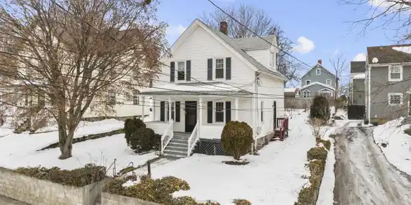 32 Lincoln Avenue