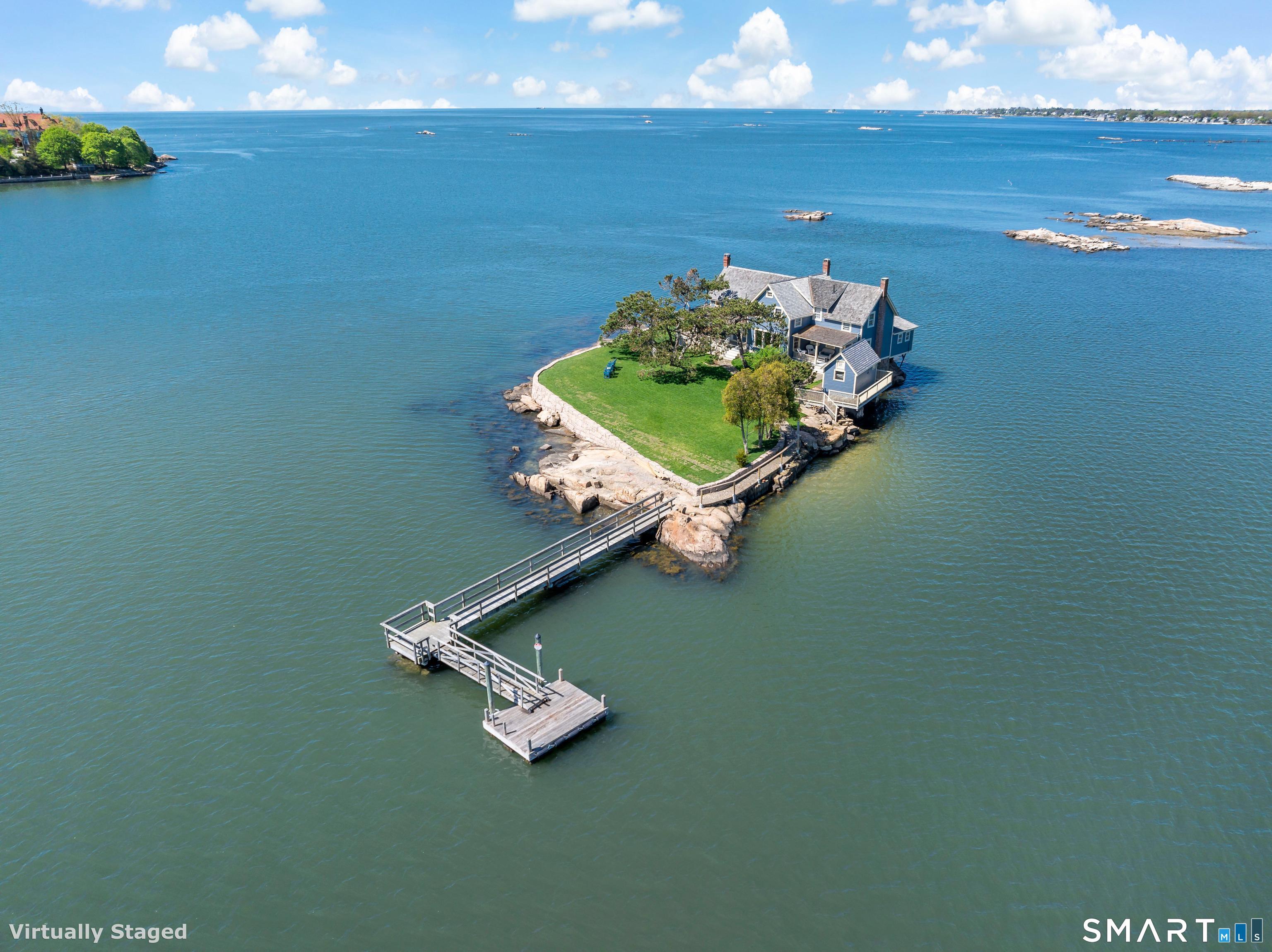Image 2: THIMBLE ISLAND DREAM ESCAPE!