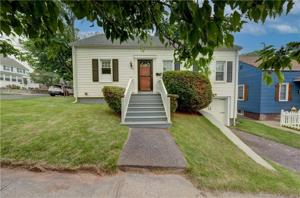 83 Ivy Street
