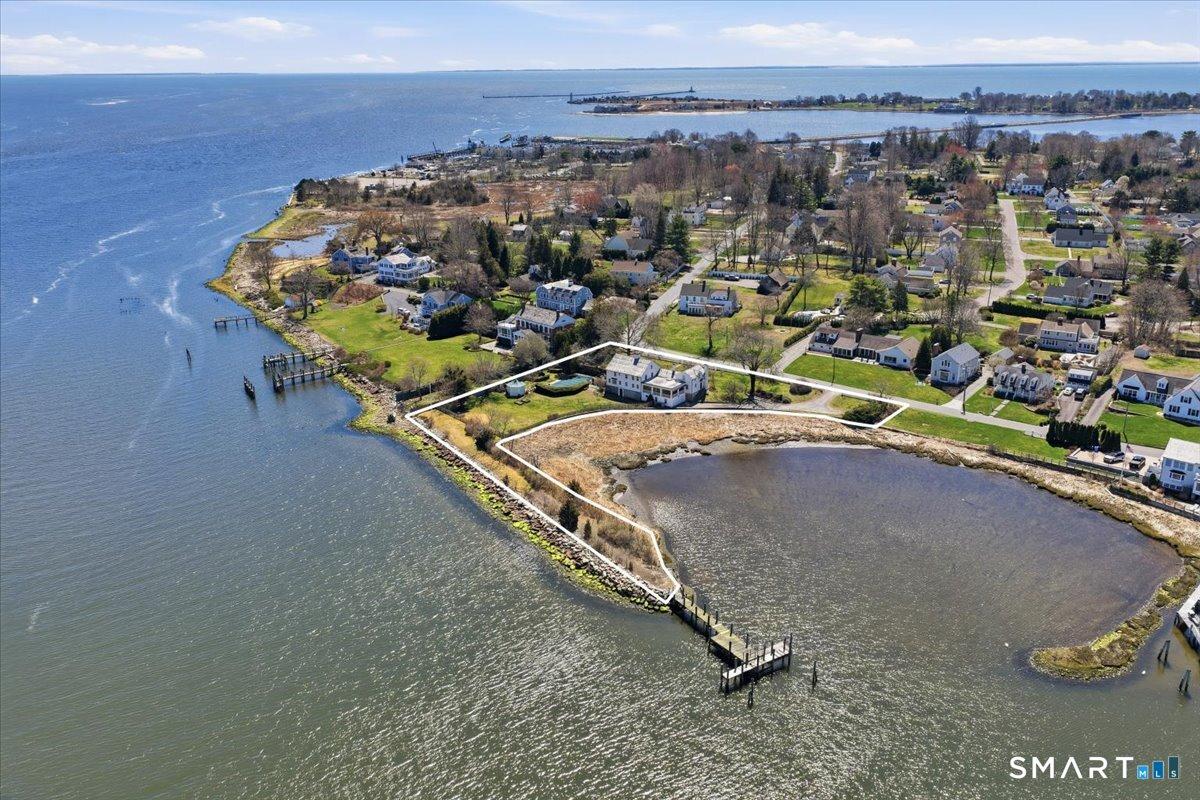 Image 1: 175 North Cove Road Old Saybrook - private, peaceful and historic