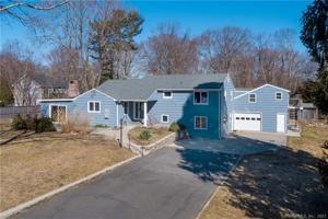 15 Old Black Point Road