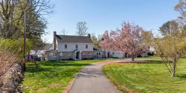 76 Starr Hill Road