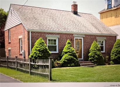 152 Alden Street
