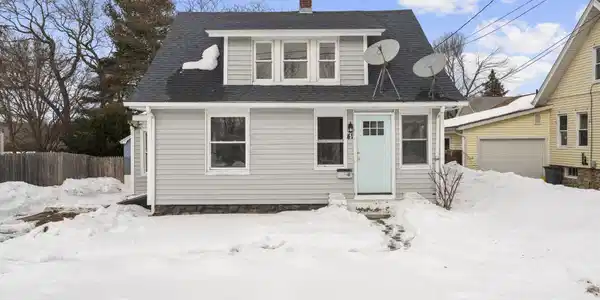 41 Riverview Avenue