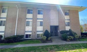 281 Gardner Avenue