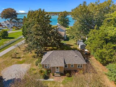 212 Shore Road