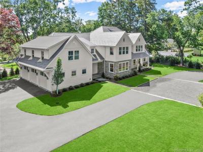 3 Wake Robin Road
