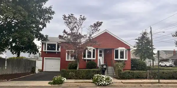 119 Bradford Avenue