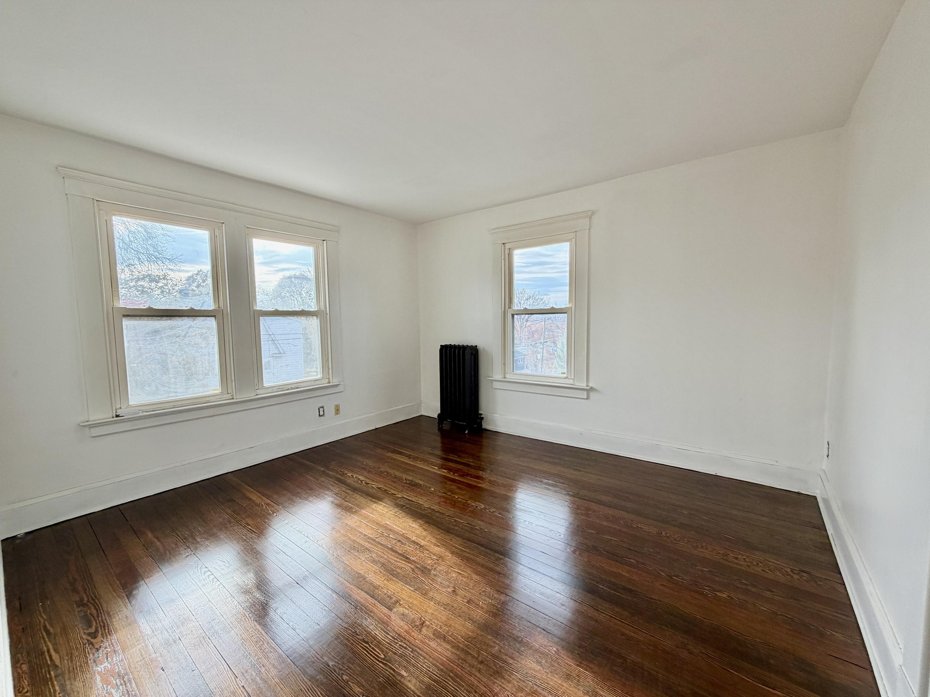 Image 1Primary Bedroom