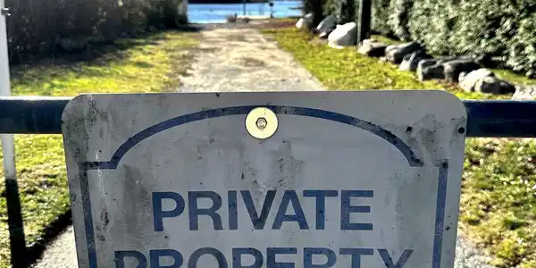 16 Green Avenue