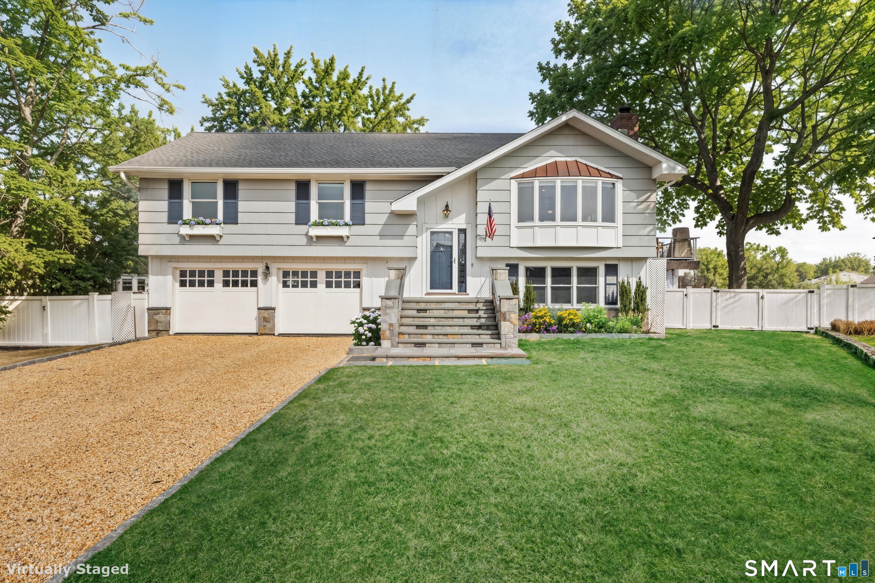 Image 1: Welcome to 102 Soundview Drive!