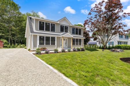 55 Knollwood Drive