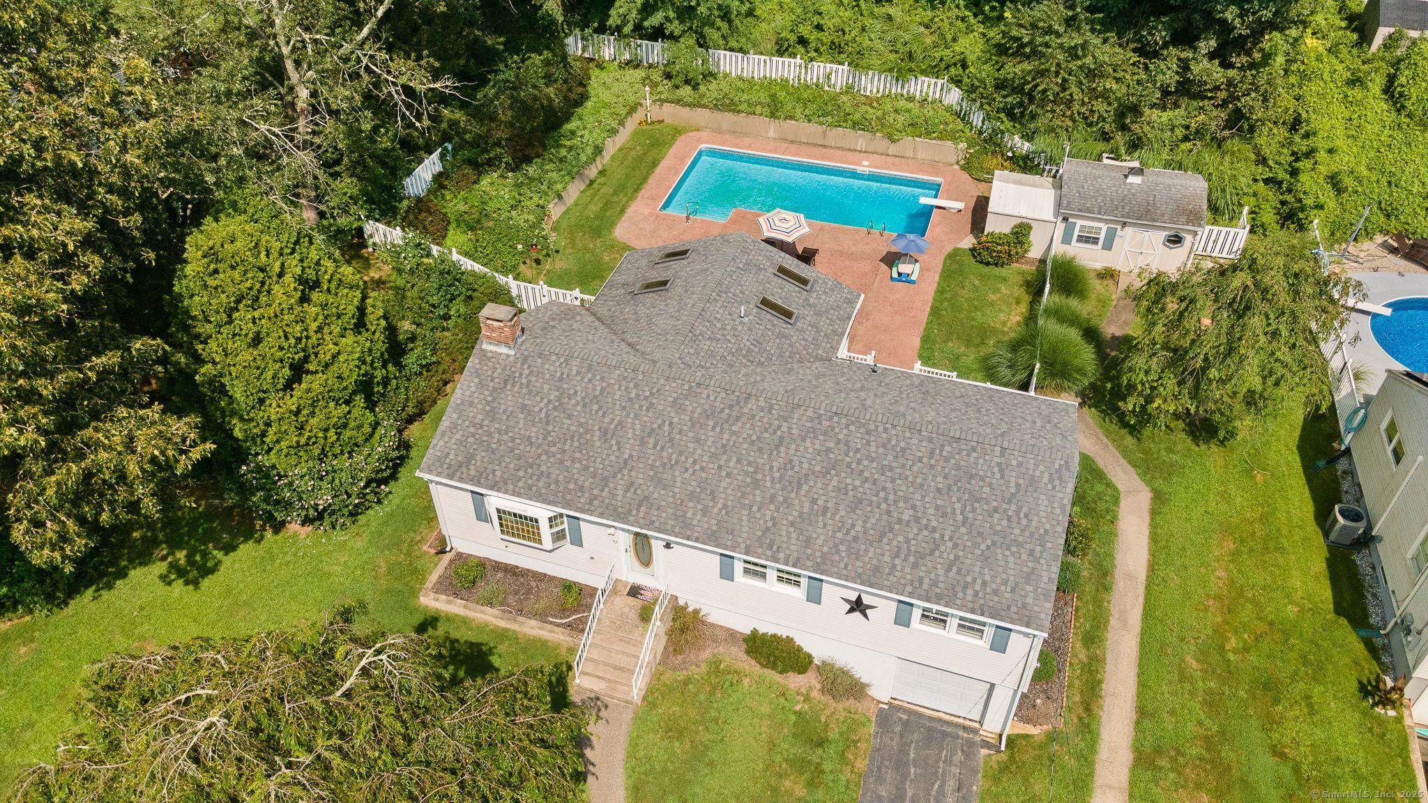 Image 1: 43 Dimmock Rd, Waterford