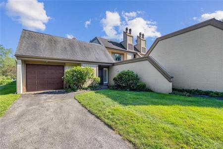 85 Viscount Drive