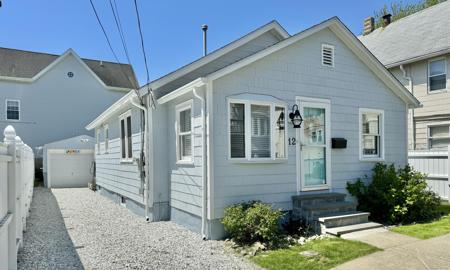 12 Sperry Street