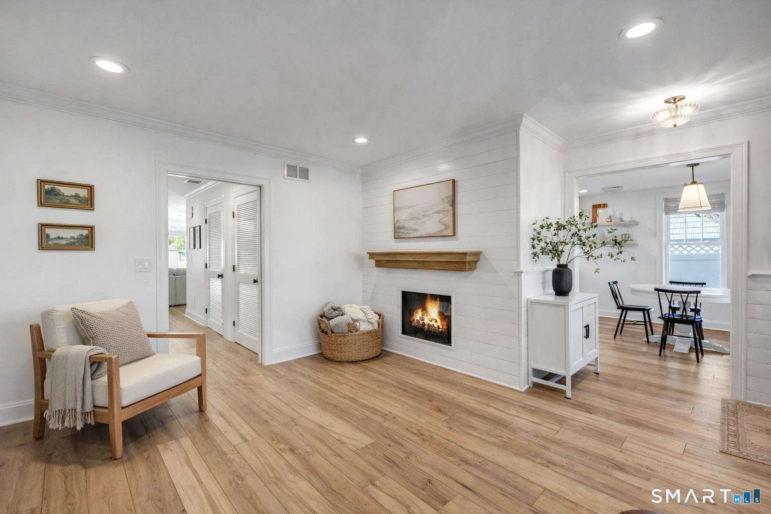 Image 3: Living room with fire place