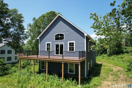 7 Larson Street