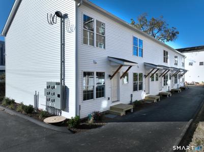 281 Greenwich Avenue