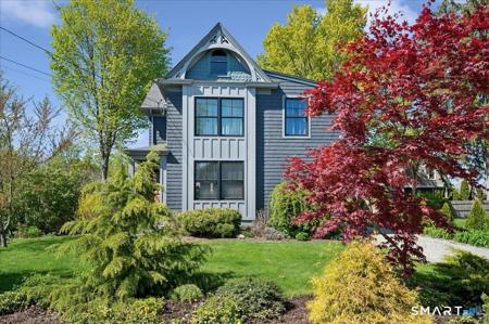 4 Davenport Avenue