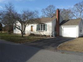 10 Cedar Street