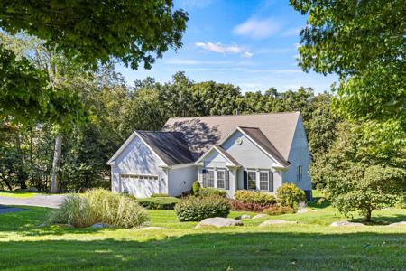 41 Windrose Drive