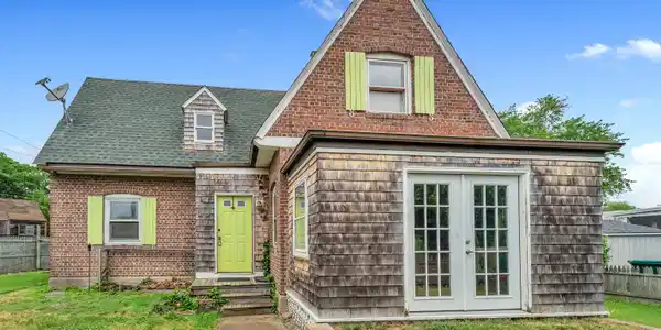 10 Prospect Drive