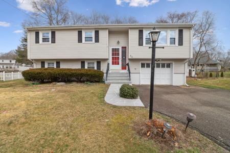 46 Pepperidge Lane