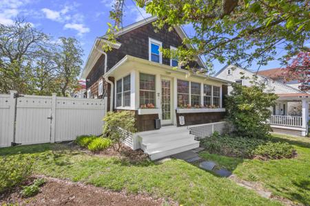 6 Old Saugatuck Road