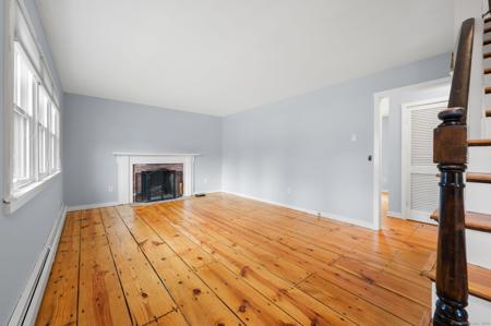 11 Glenwood Park South