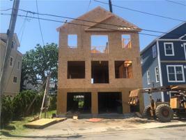 12 Laurel Avenue