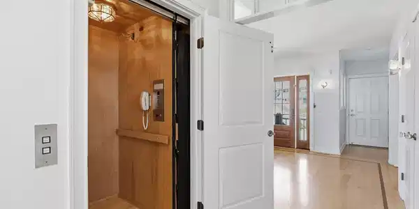 Image 4: Elevator access to all 3 levels