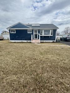 35 Fair Sailing Road