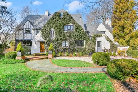 84 Meadow Road
