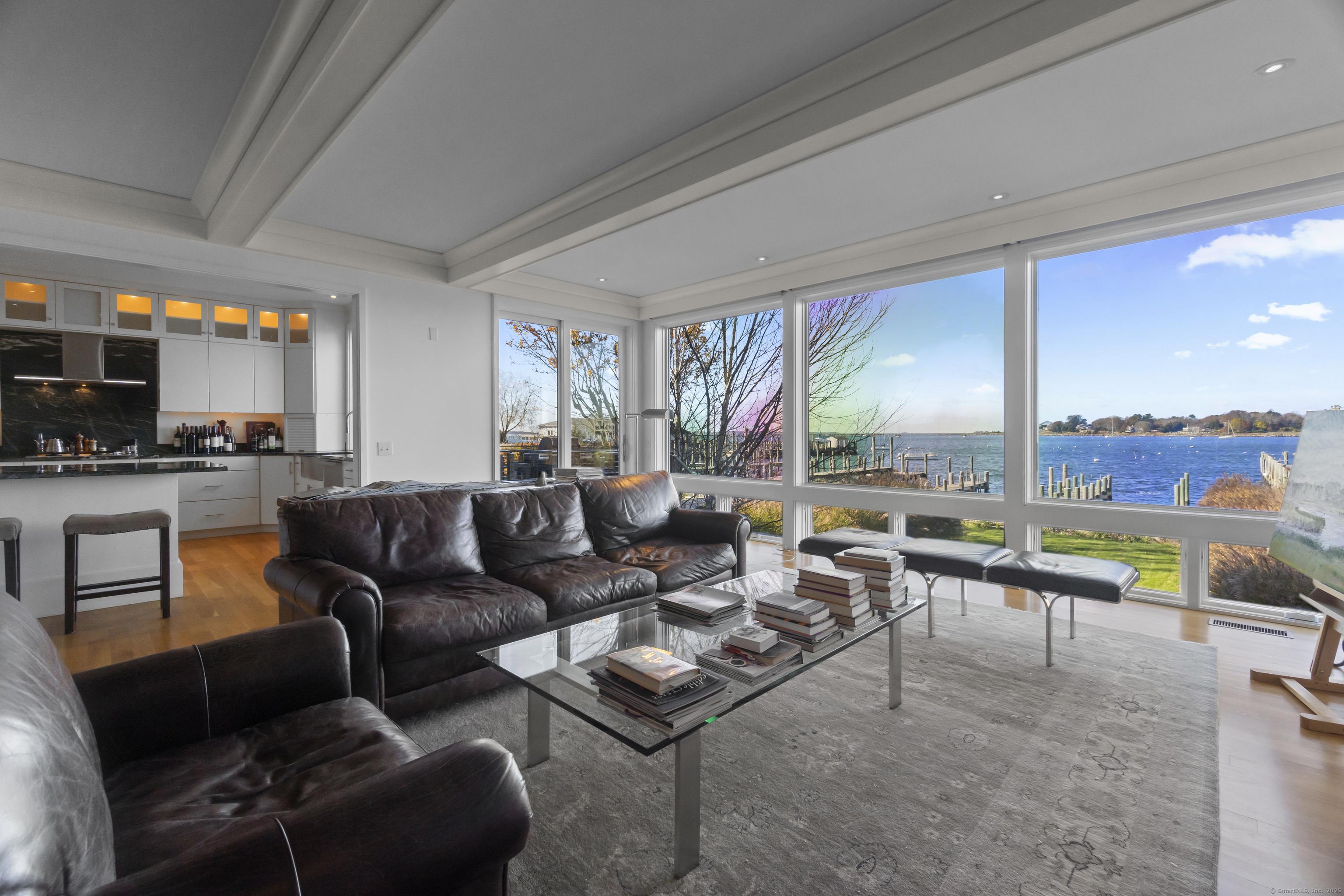 Image 2: Unobstructed Water Views.