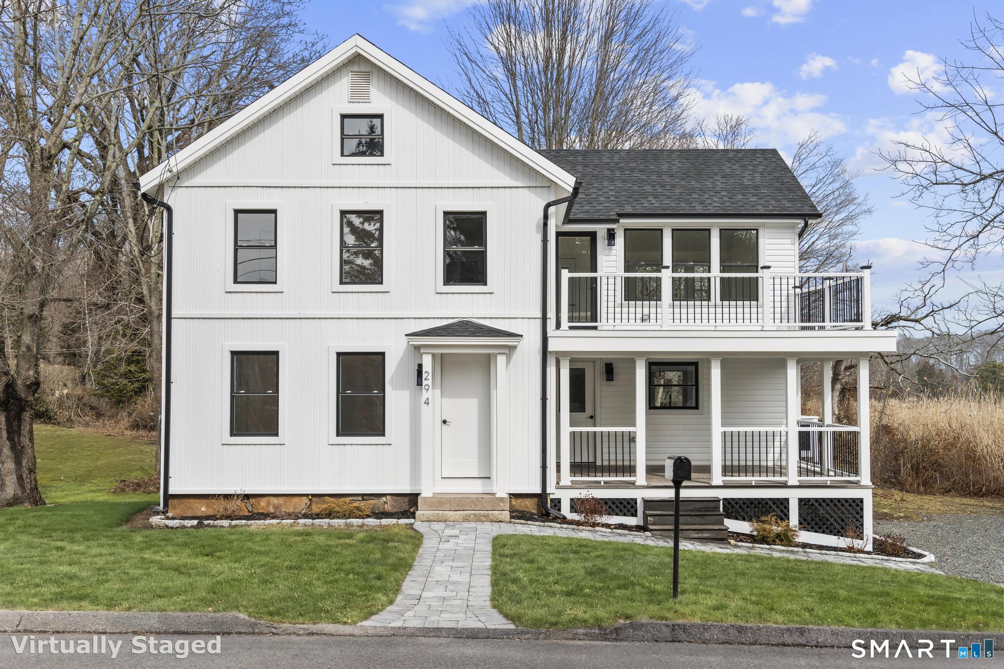 Image 1Front of House: Grass enhanced