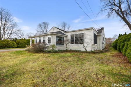 24 Seabreeze Road