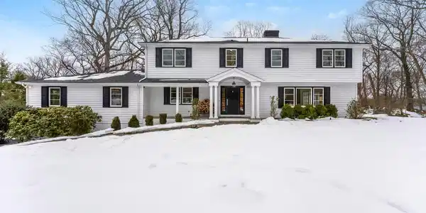 18 Winding Lane