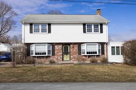 13 Brightwater Road