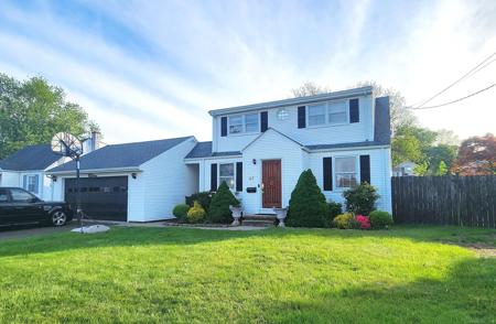 97 Waterbury Avenue
