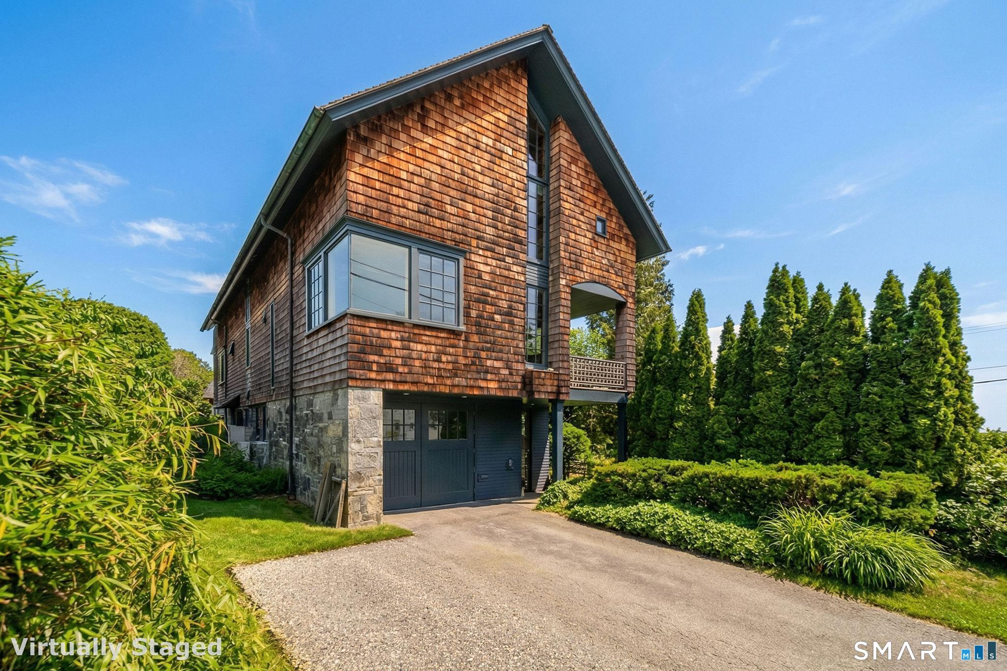 Image 3Front of House