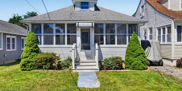 13 Old Colony Road