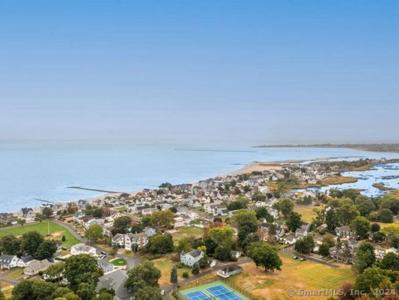 37 8th Avenue