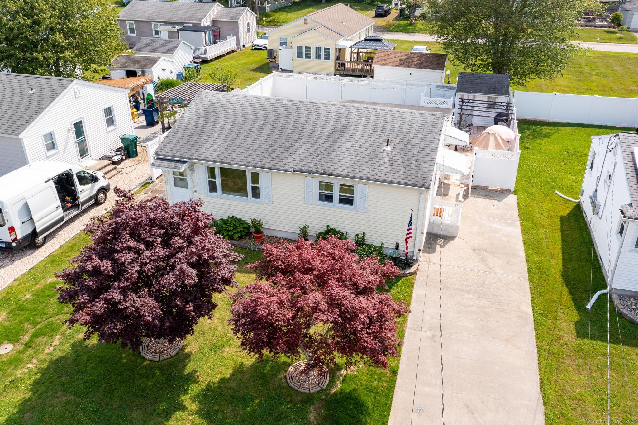 Image 2Front of House