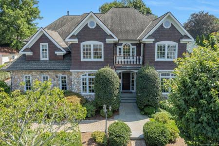 15 Gurley Road