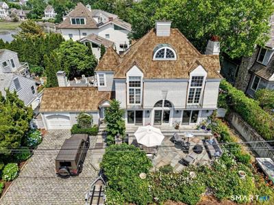 32 Nearwater Road