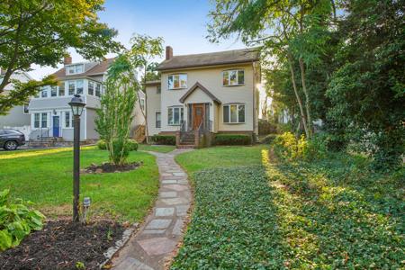60 Townsend Avenue
